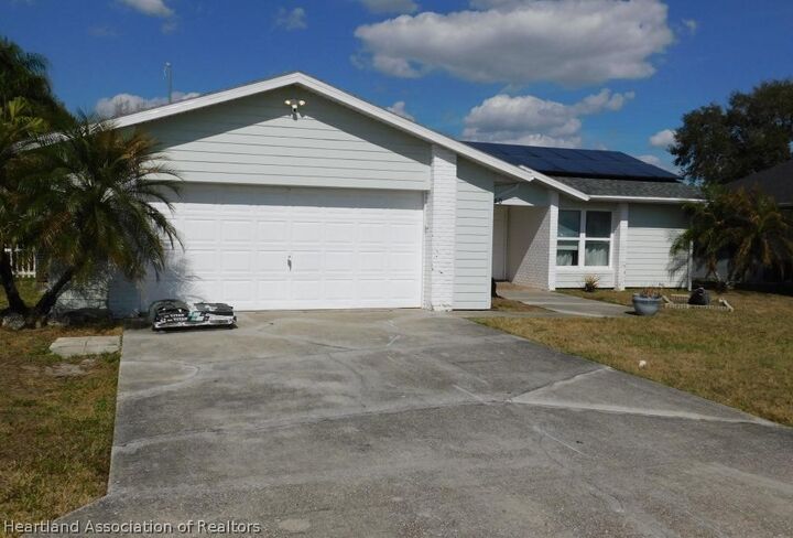 Property Photo:  3906 Santiago Street  FL 33872 