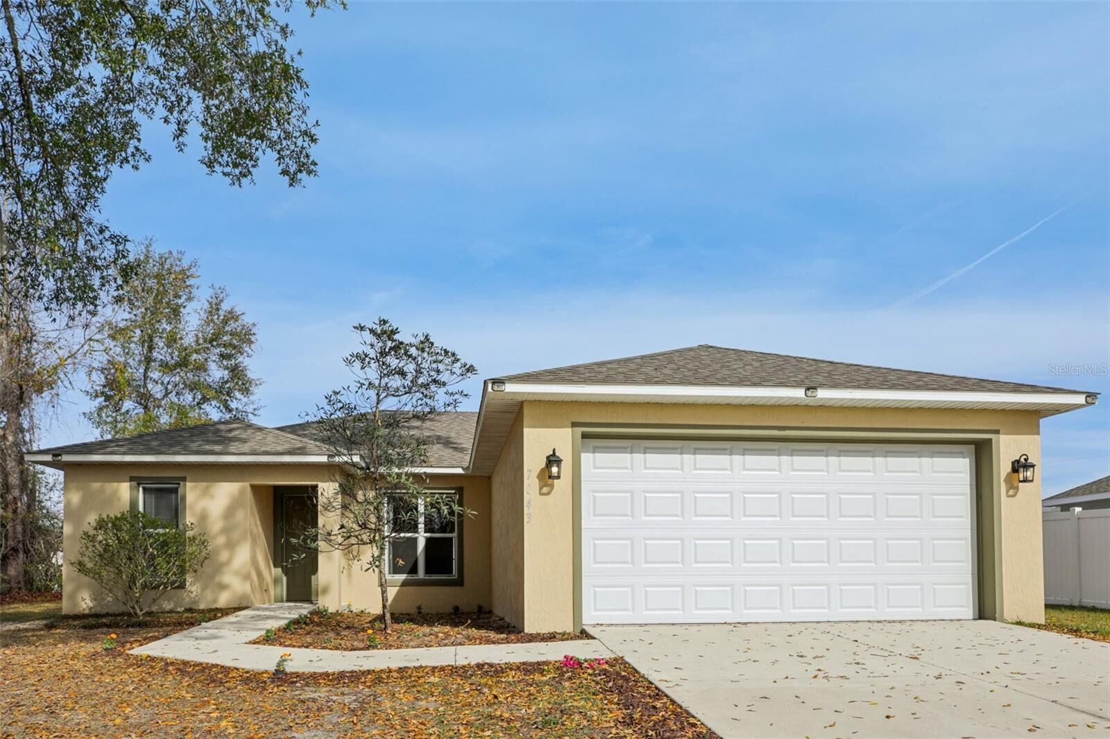 Property Photo:  7043 SW 130th Lane Road  FL 34473 