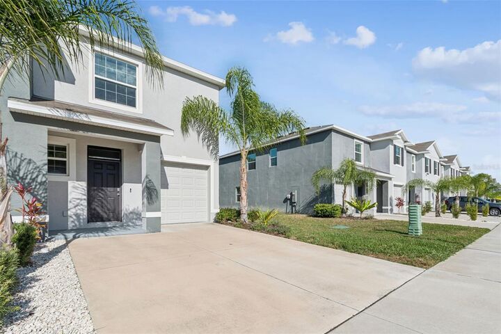Property Photo: 34267 Sorrel Mint Drive FL 33543