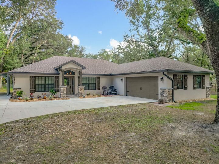 Property Photo:  27410 Velma Avenue  FL 34762 