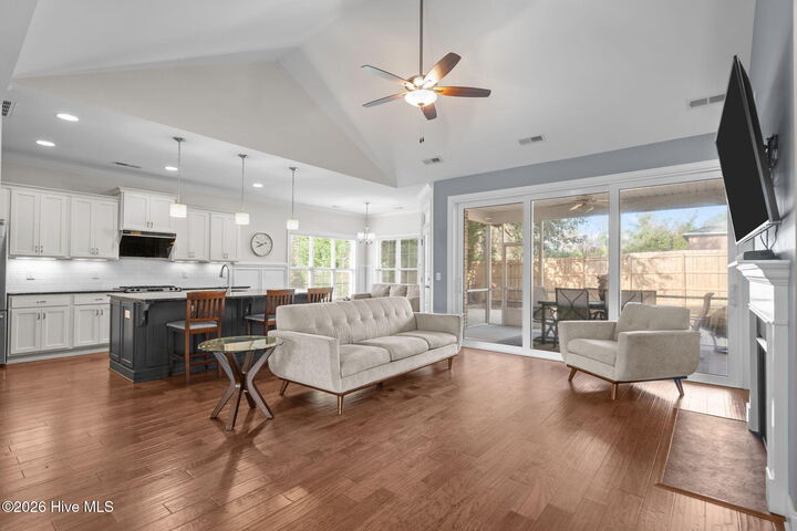 Property Photo:  7140 Arbor Oaks Drive  NC 28411 