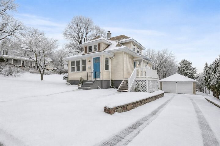 Property Photo: 130 Beverly Rd MA 01605