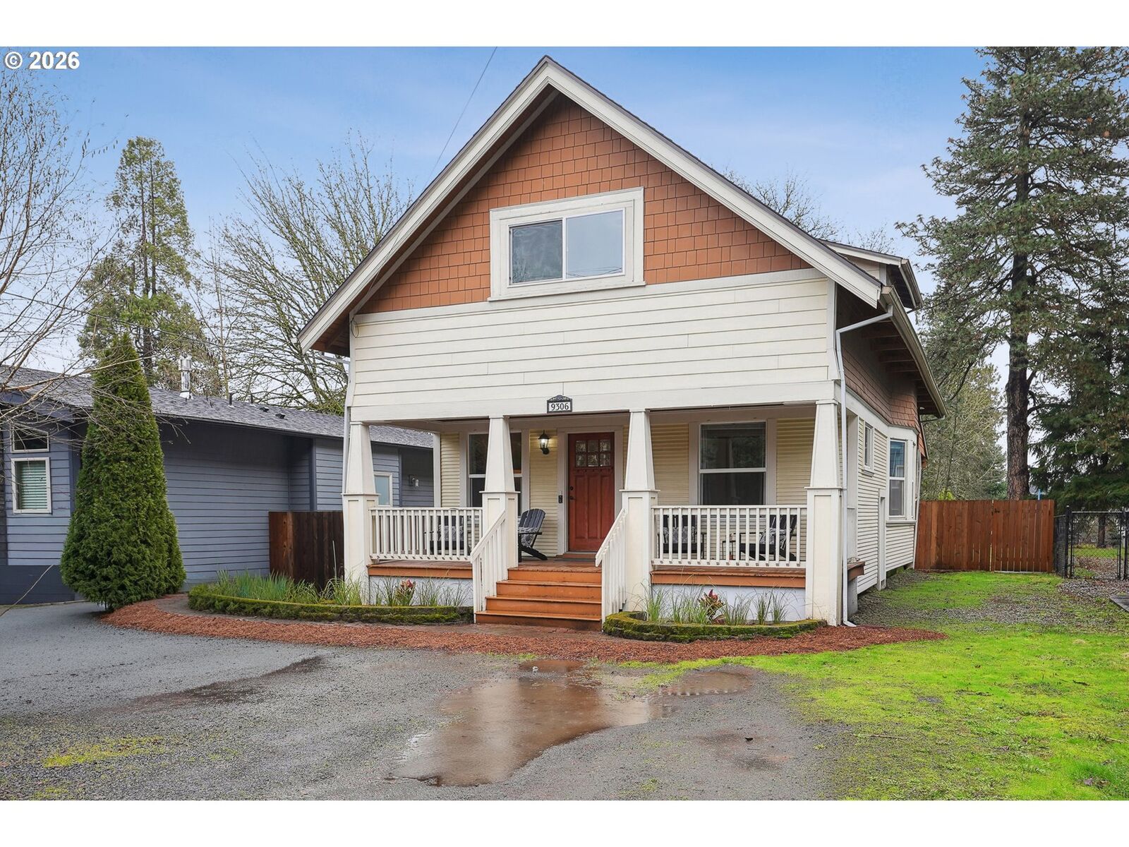 Property Photo:  9306 SW 30th Ave  OR 97219 