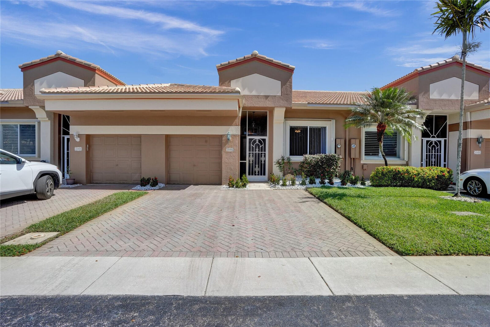 Property Photo: 10204 Lombardy Drive 10204 FL 33321