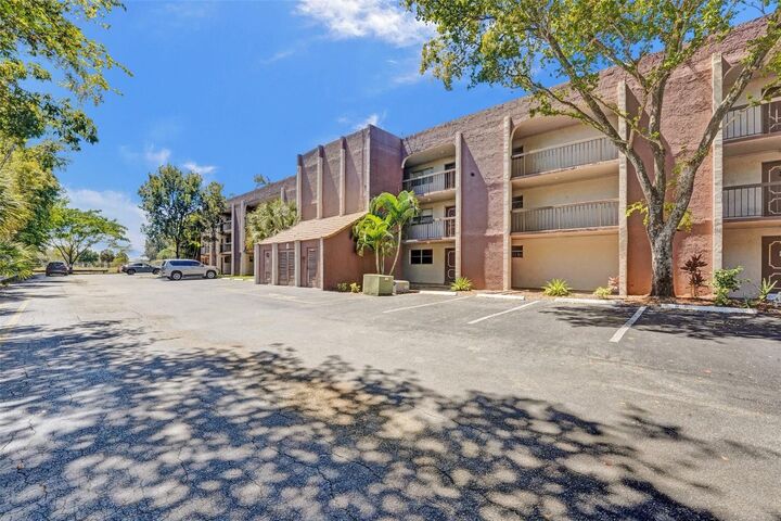 Property Photo:  7000 Nova Drive 105E  FL 33317 