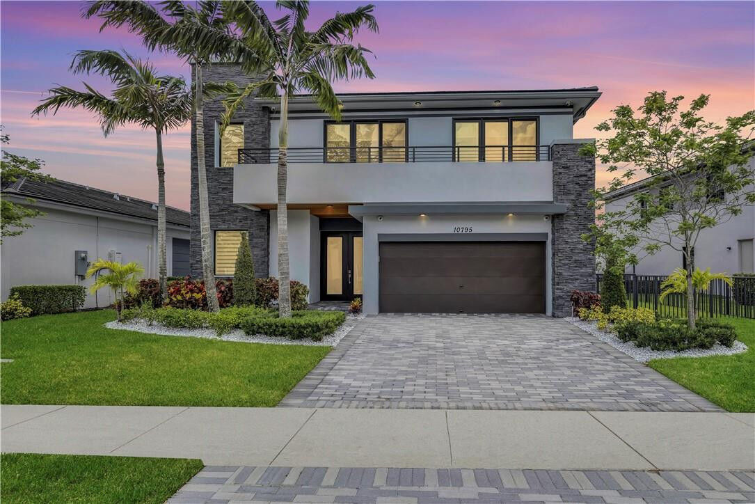 Property Photo:  10795 Windward Street  FL 33076 