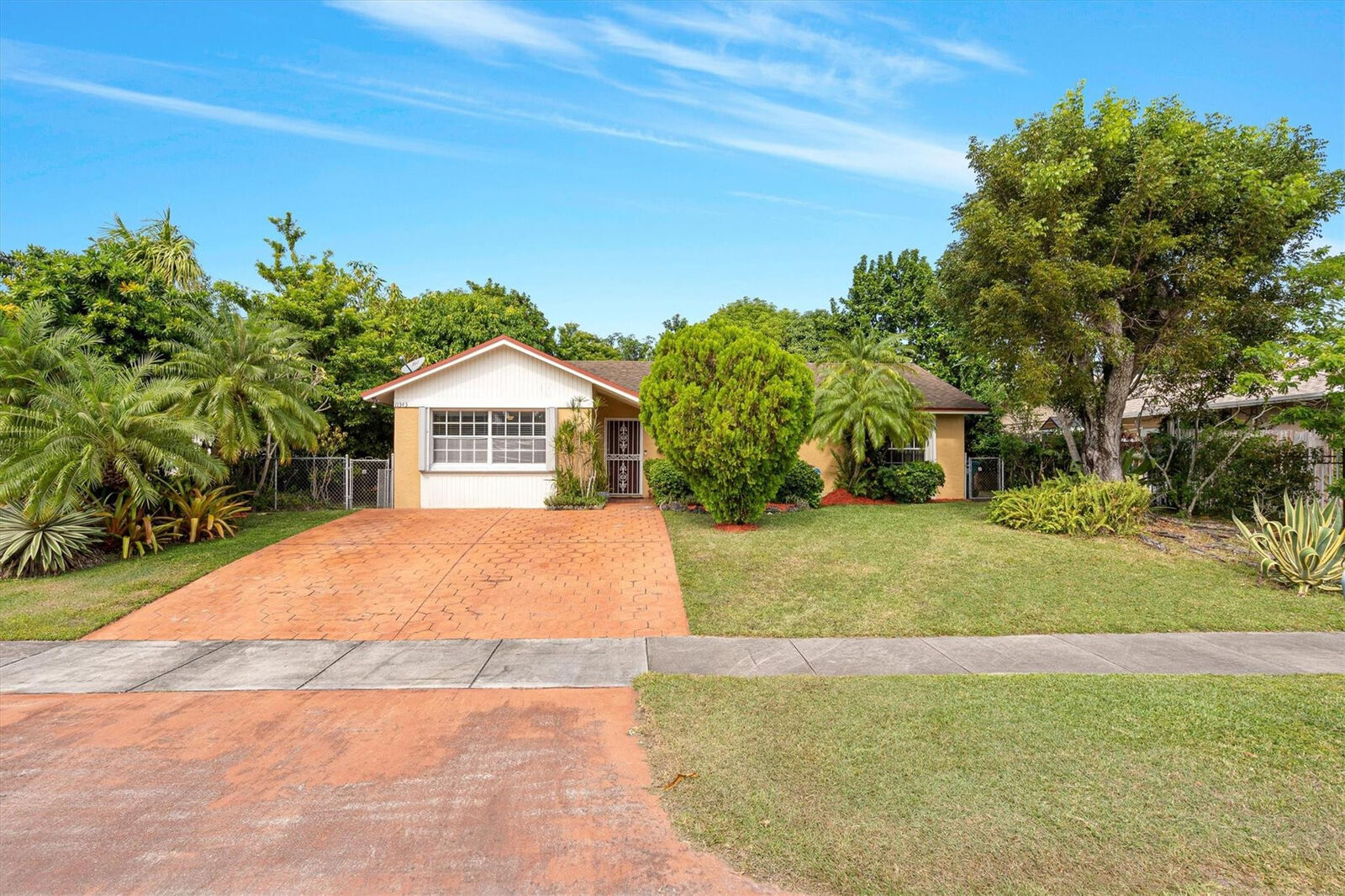 Property Photo:  11343 SW 165th Terrace  FL 33157 