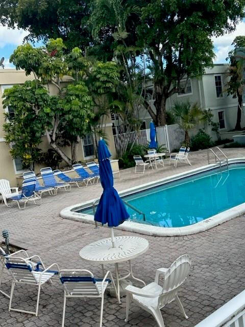 Property Photo:  317 SE 11th Avenue 317C  FL 33060 