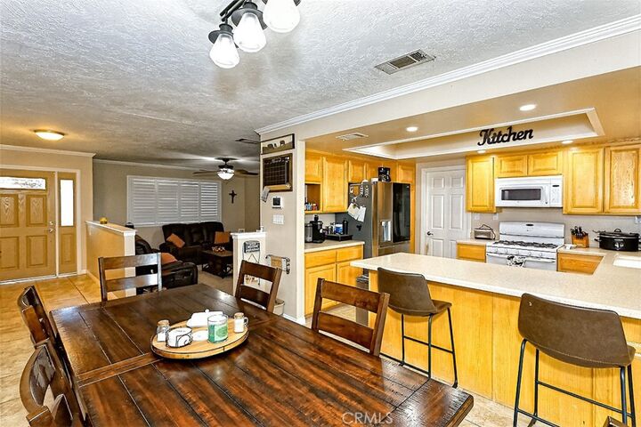 Property Photo:  15052 Temecula  CA 92307 