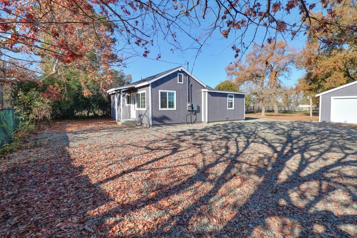 Property Photo: 1133 Curved Bridge Road CA 95673