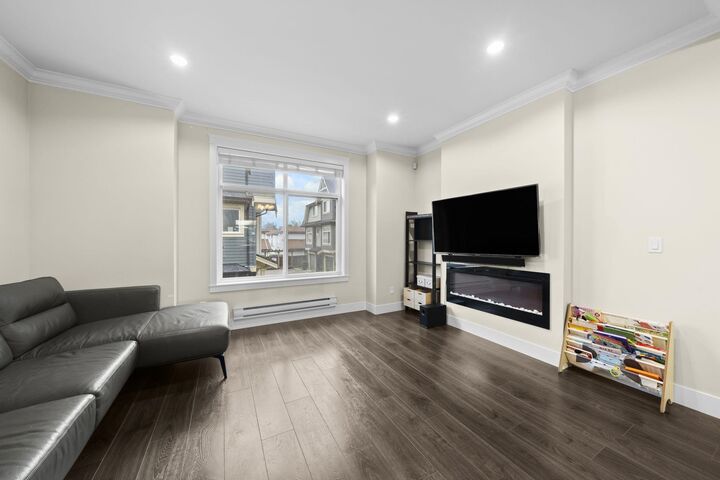 Property Photo: 6033 Williams Road 19 BC V7E 1K4
