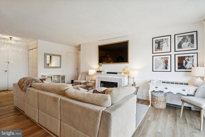 Property Photo:  801 Yale Avenue 921  PA 19081 