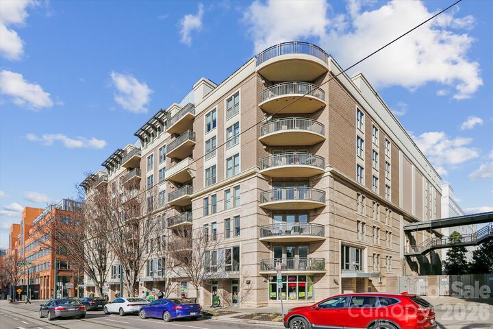 Property Photo:  718 W Trade Street 302  NC 28202 