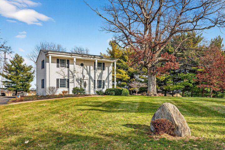 Property Photo: 19590 Florence Chapel Pike OH 43113