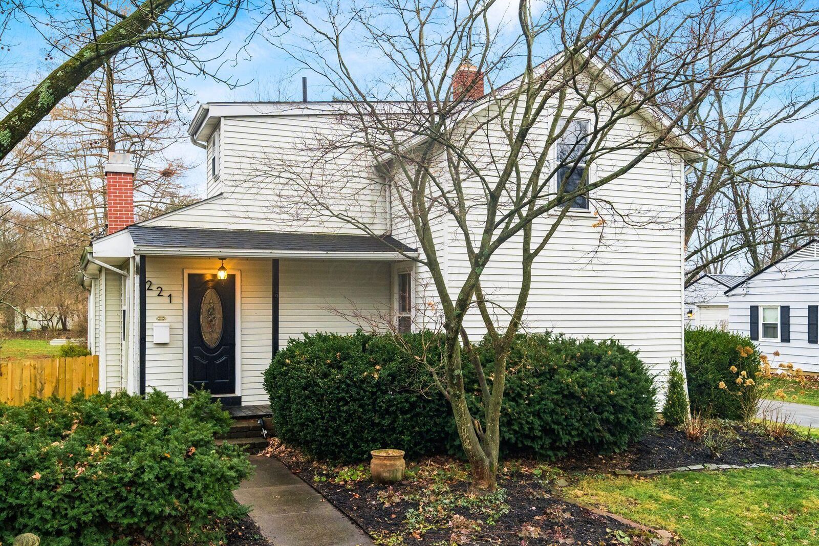 Property Photo:  221 Eastwood Avenue  OH 43081 