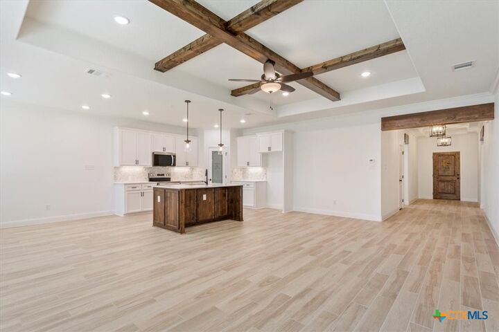 Property Photo: 2221 Bigtooth Maple Road TX 76502