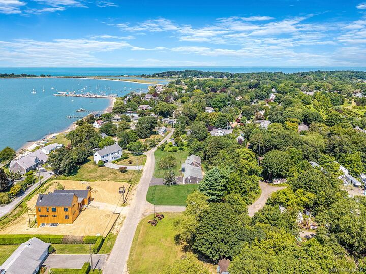 Property Photo: 295 Willow Terrace Lane NY 11957