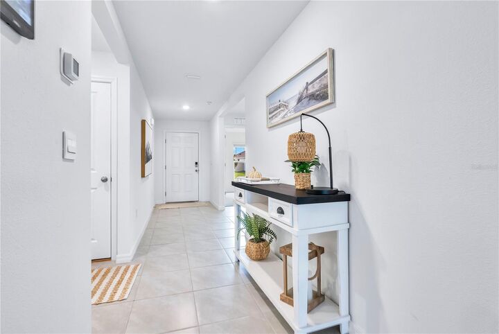 Property Photo:  3609 Forest Path Drive  FL 33565 