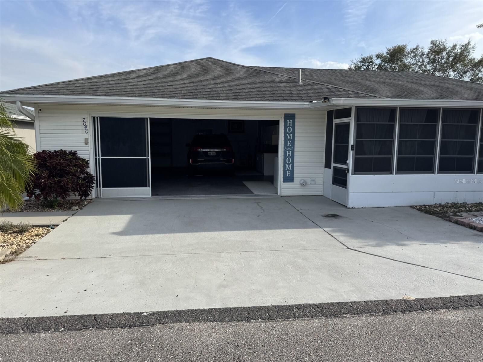 Property Photo:  7040 Tamarind Drive  FL 33898 