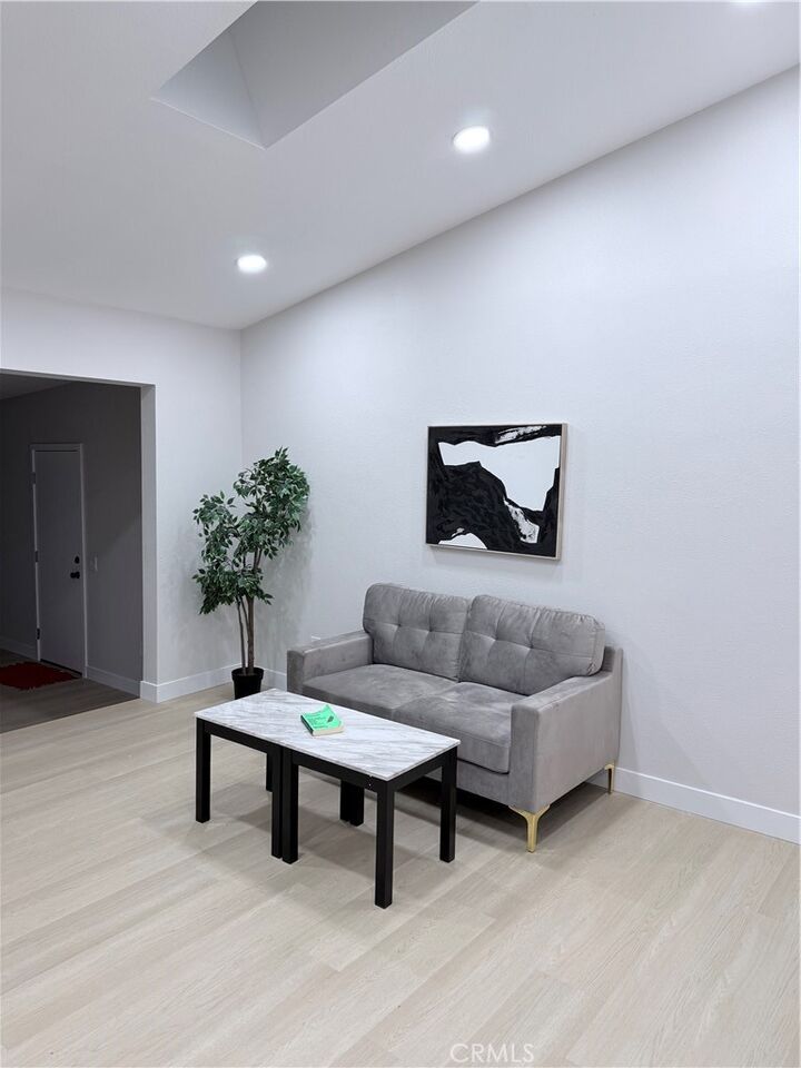 Property Photo:  175 S Eucalyptus  CA 92376 