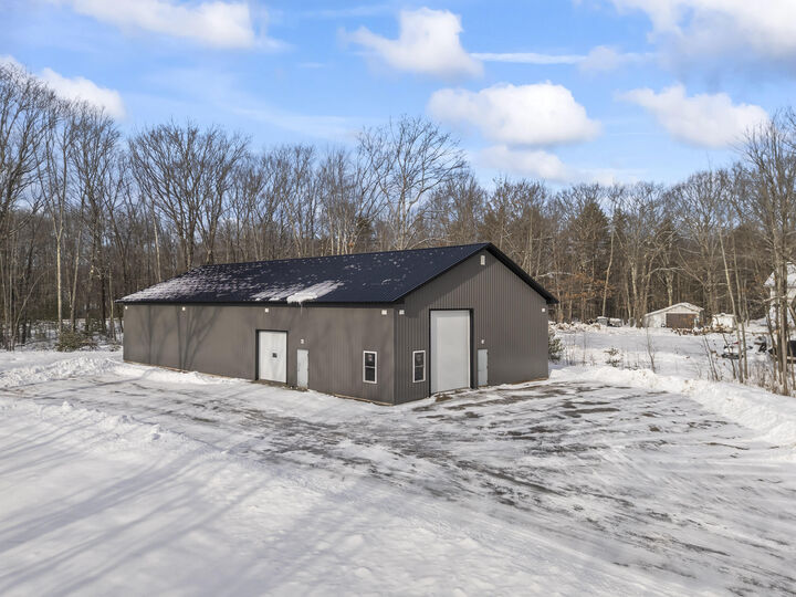 Property Photo: 823 Washington Street N ME 04210