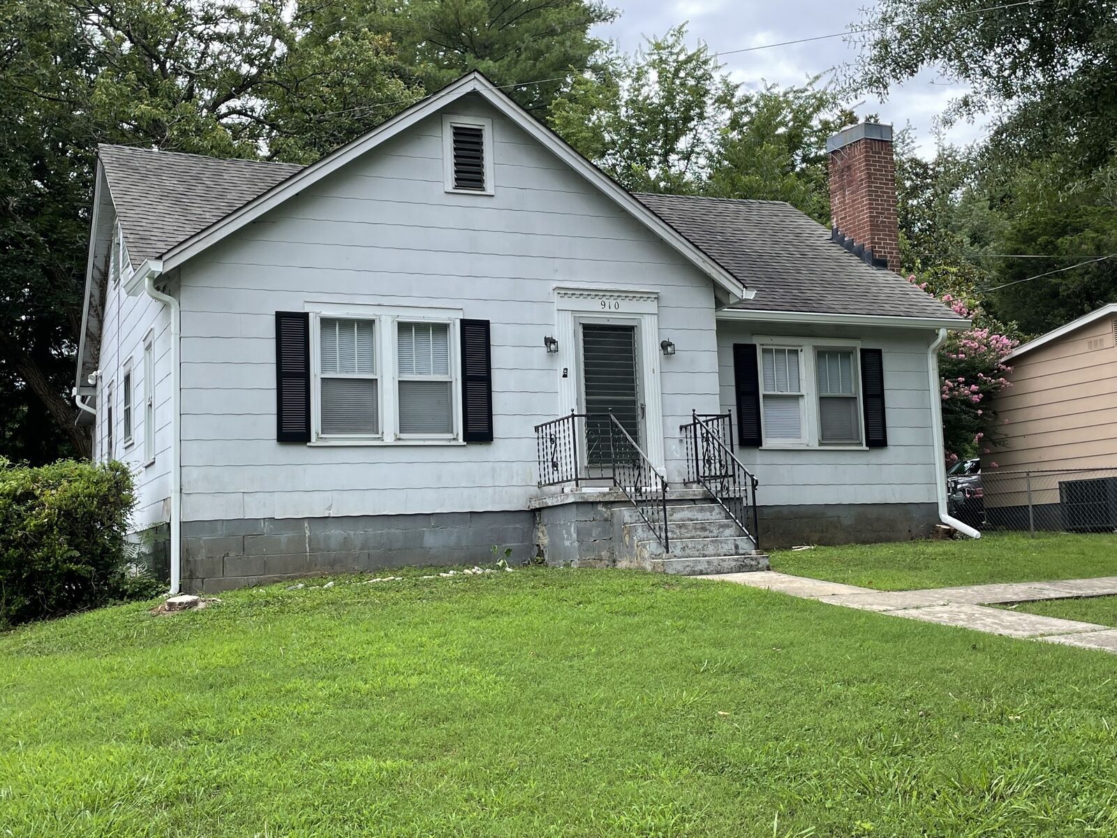 Property Photo: 910 Ewing Blvd TN 37130