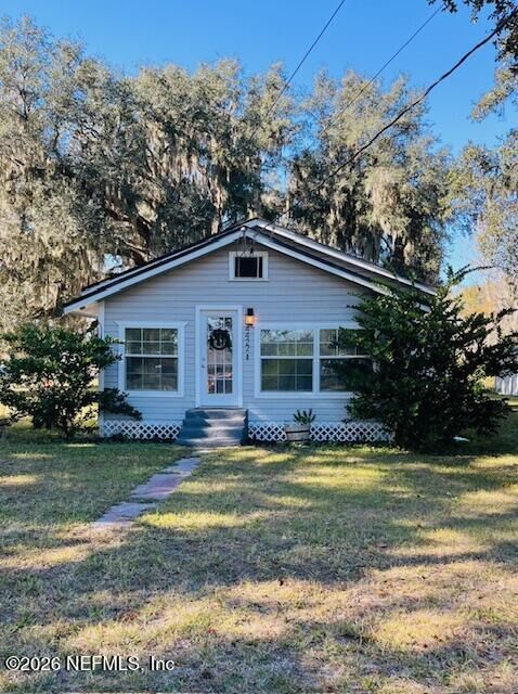 Property Photo: 4422 Magill Road FL 32219