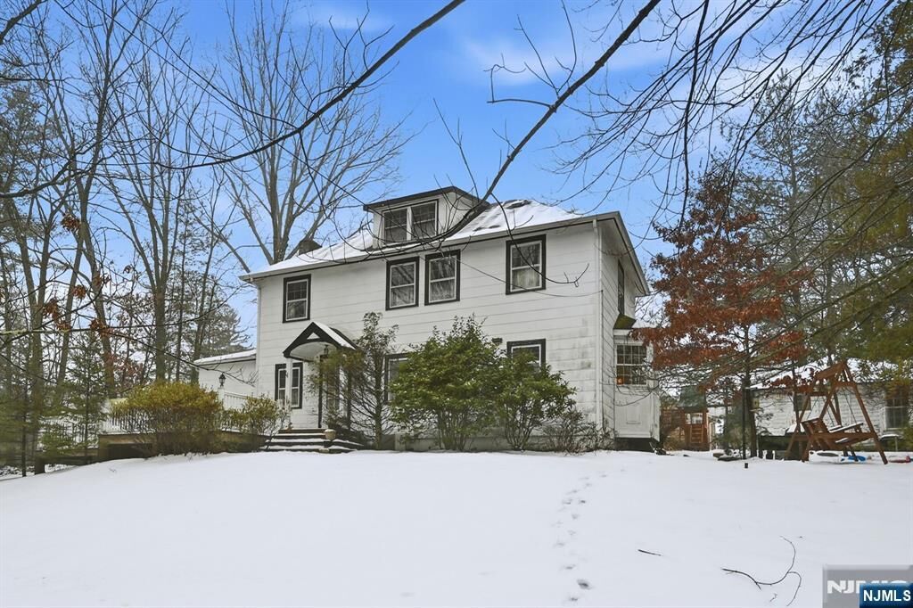 Property Photo:  72 Fremont Avenue  NJ 07656 