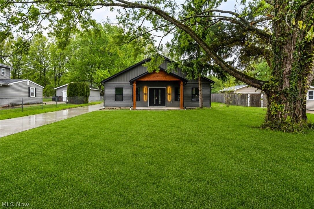 Property Photo:  33743 Henwell Road  OH 44028 