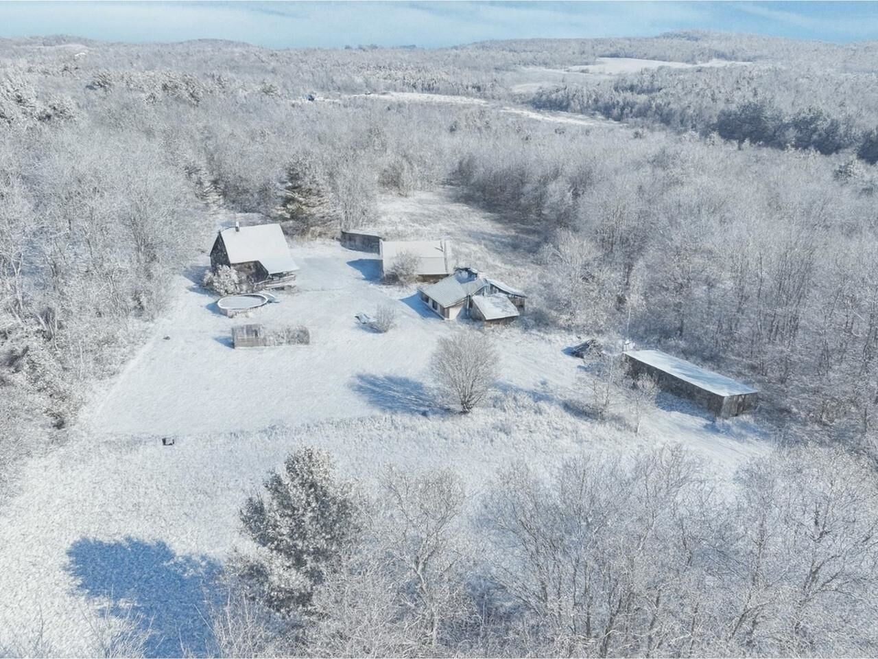 Property Photo:  2334 Pumpkin Village Road  VT 05455 