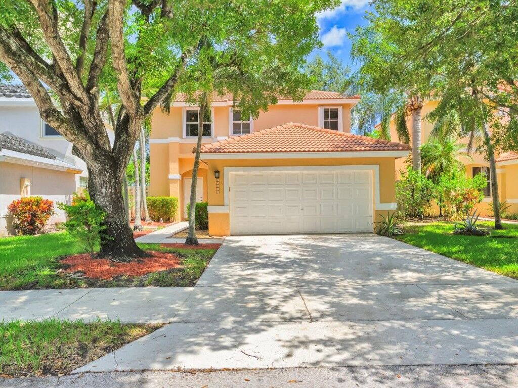 Property Photo: 15037 SW 50th Court FL 33331