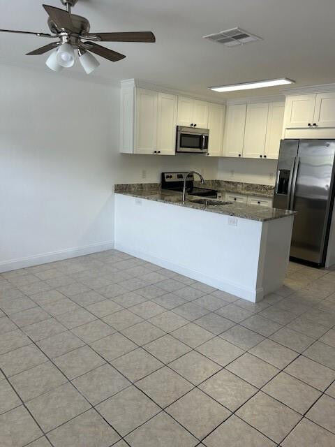 Property Photo:  210 NW 17th Court 1-2  FL 33311 