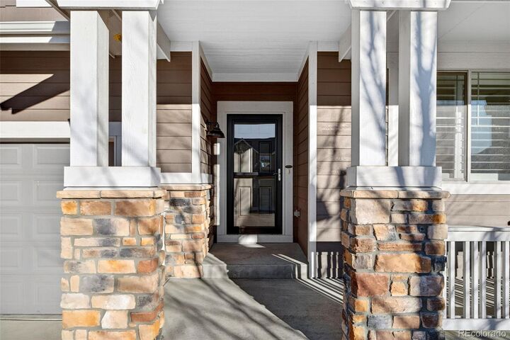 Property Photo:  2884 Echo Lake Drive  CO 80538 