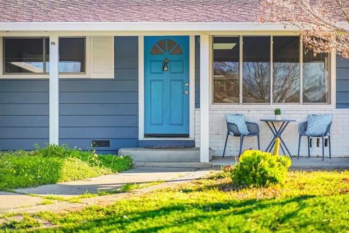 Property Photo: 872 Loyalton Drive CA 95008