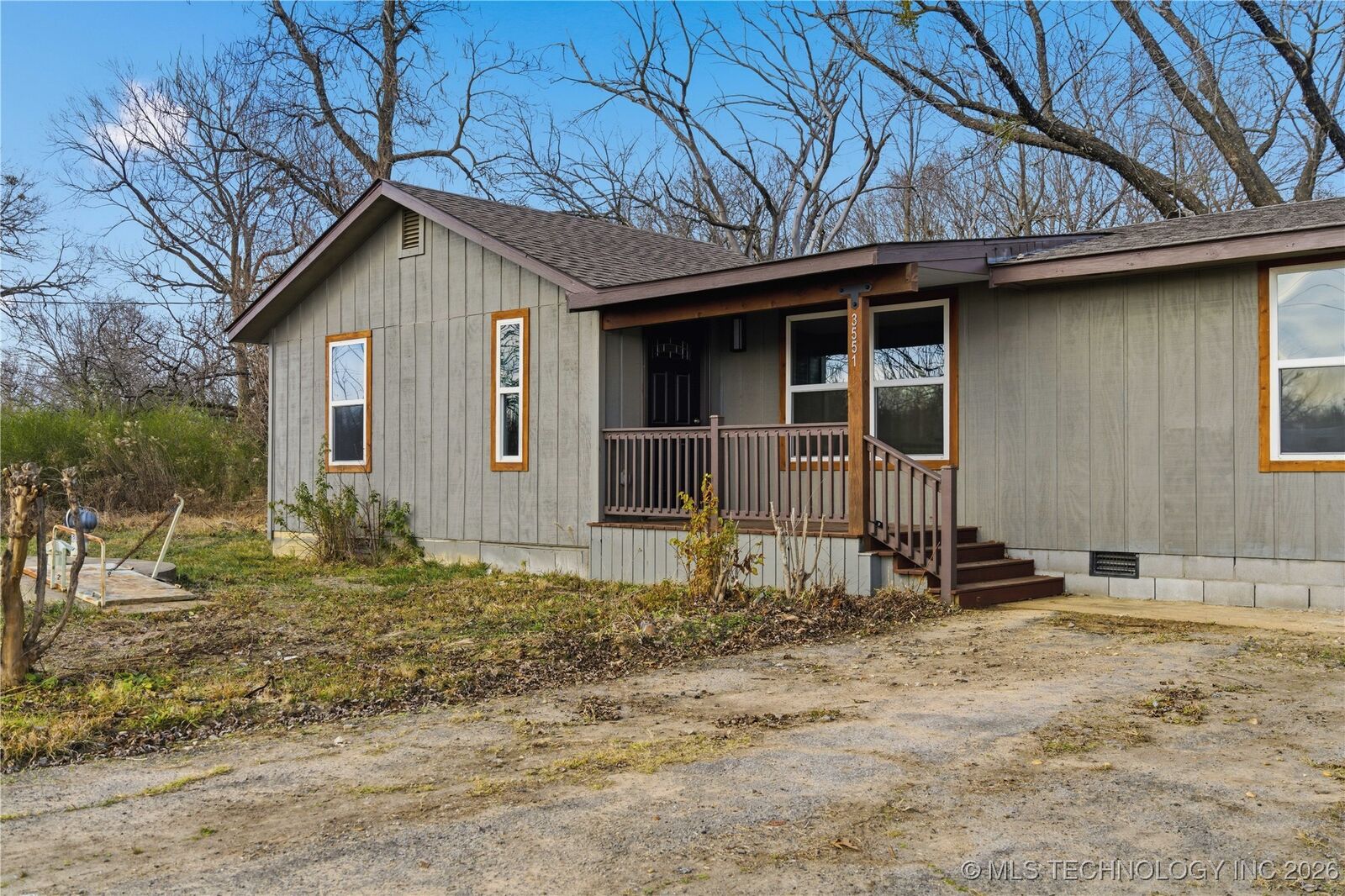 Property Photo:  3551 W Cherokee Avenue  OK 74955 