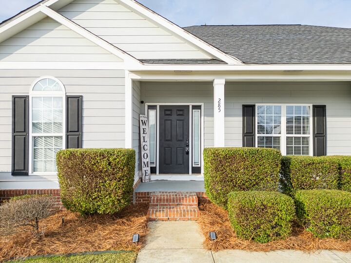 Property Photo: 285 Hawkstead Drive GA 31763