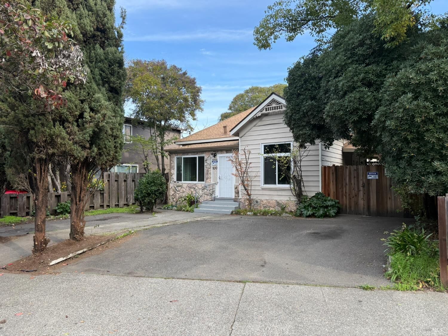 Property Photo:  930 Morgan Street 3  CA 95401 