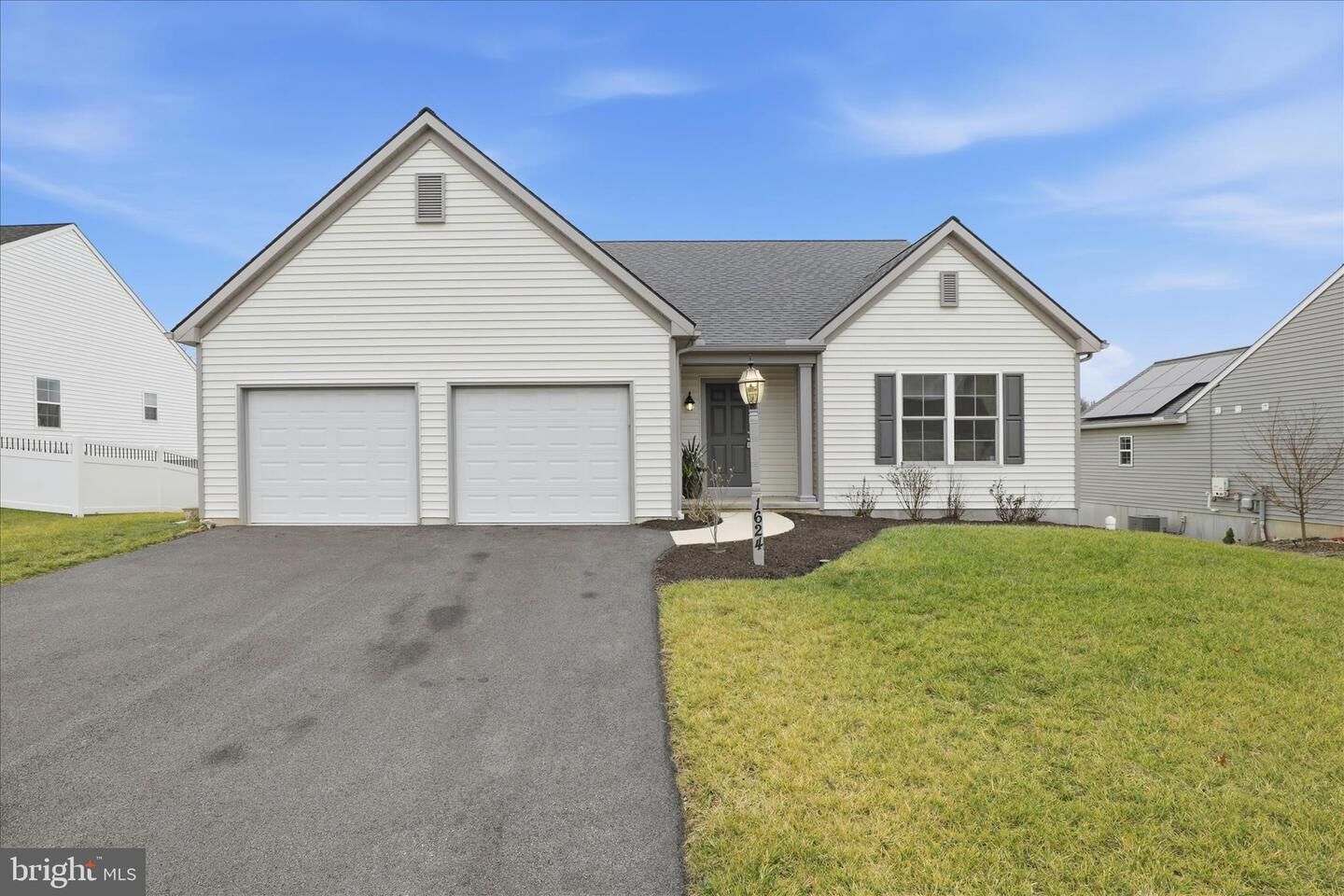 Property Photo:  1624 Fountain Rock Drive  PA 17315 