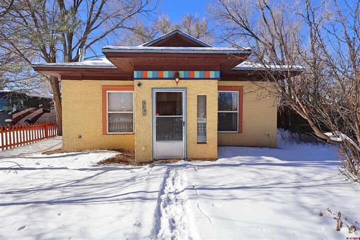 Property Photo:  913 Hunt Avenue  CO 81101 