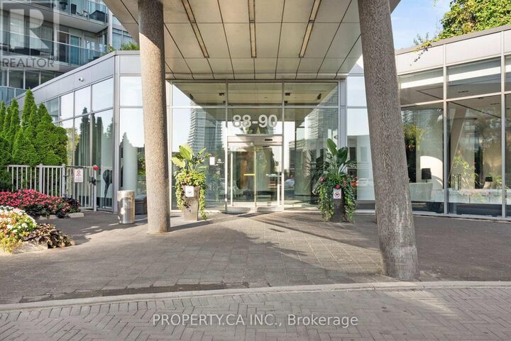 Property Photo:  90 Park Lawn Road 1211  ON M8Y 0B6 