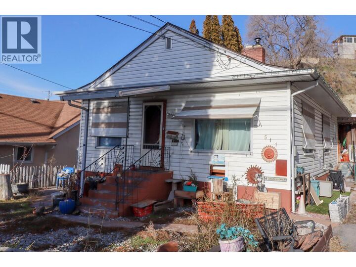 511 Wade Avenue East — photo 1