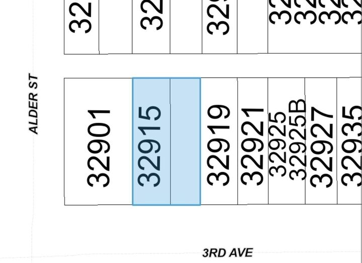 Property Photo:  32915 3rd Avenue  BC V2V 1N2 