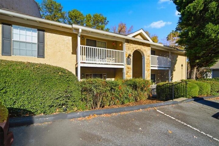 Property Photo:  3120 Seven Pines Court 205  GA 30339 