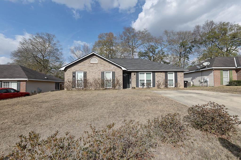 Property Photo:  5327 Kingsberry  GA 31907 