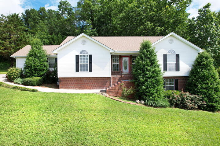 Property Photo:  1454 Benjamin Circle NW  TN 37312 