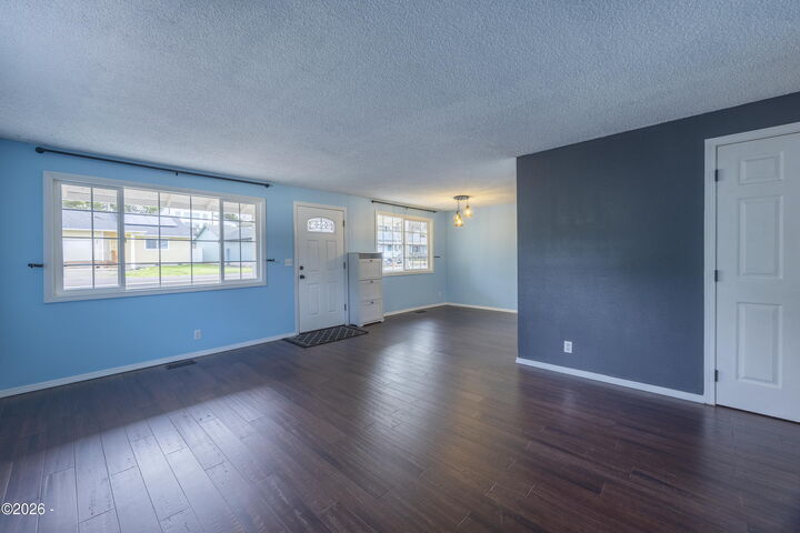 Property Photo:  2159 NW Keel Avenue  OR 97367 