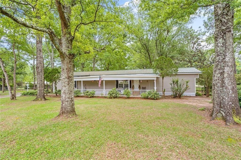 Property Photo:  8675 Hunters Pointe Drive N  AL 36582 
