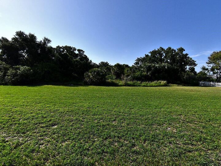 Property Photo:  2099 S Tamiami Trail  FL 34229 