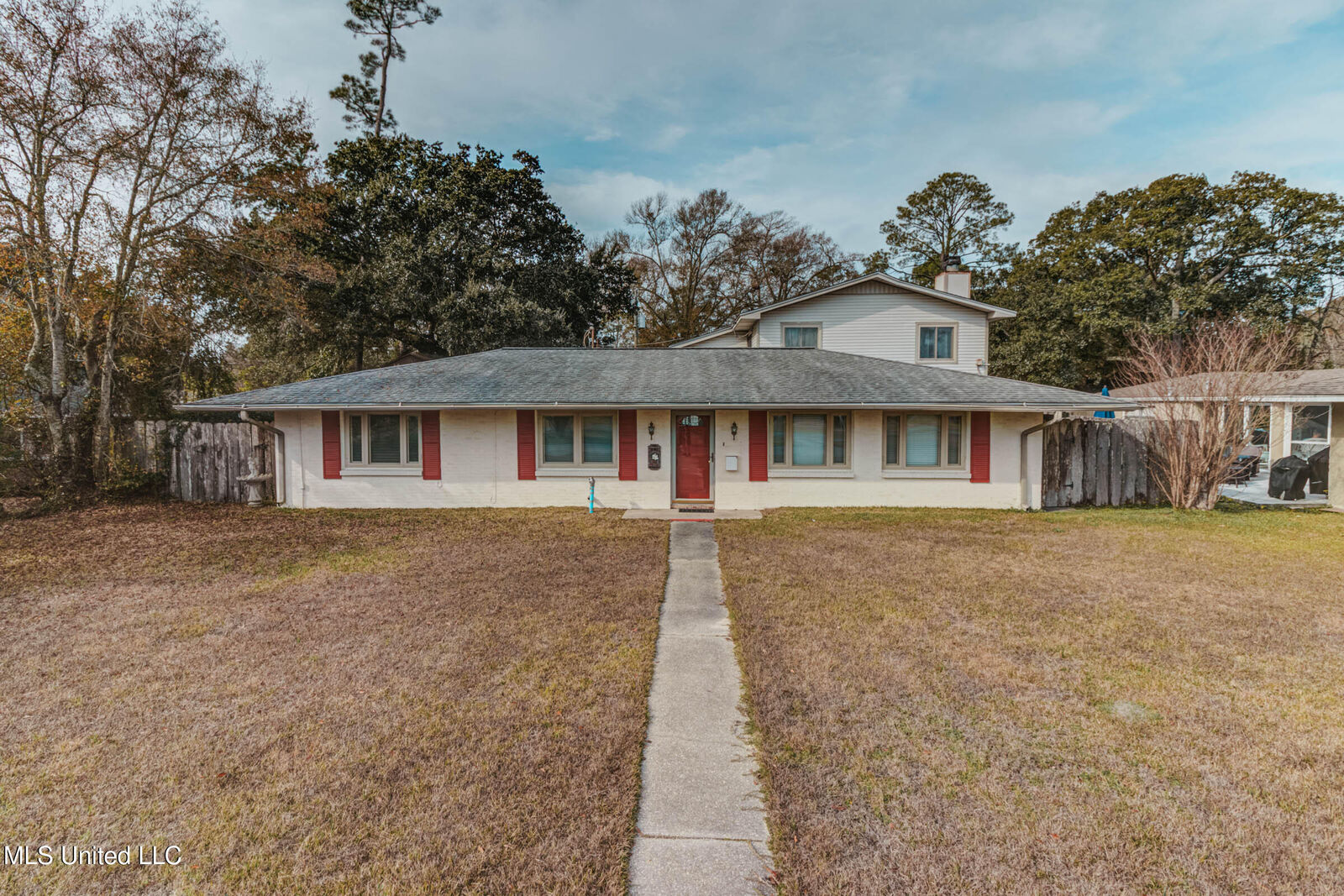 Property Photo:  4107 Washington Avenue  MS 39507 