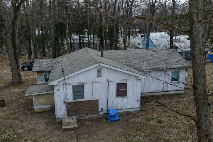 Property Photo: 5330 E 11th Street MI 48703